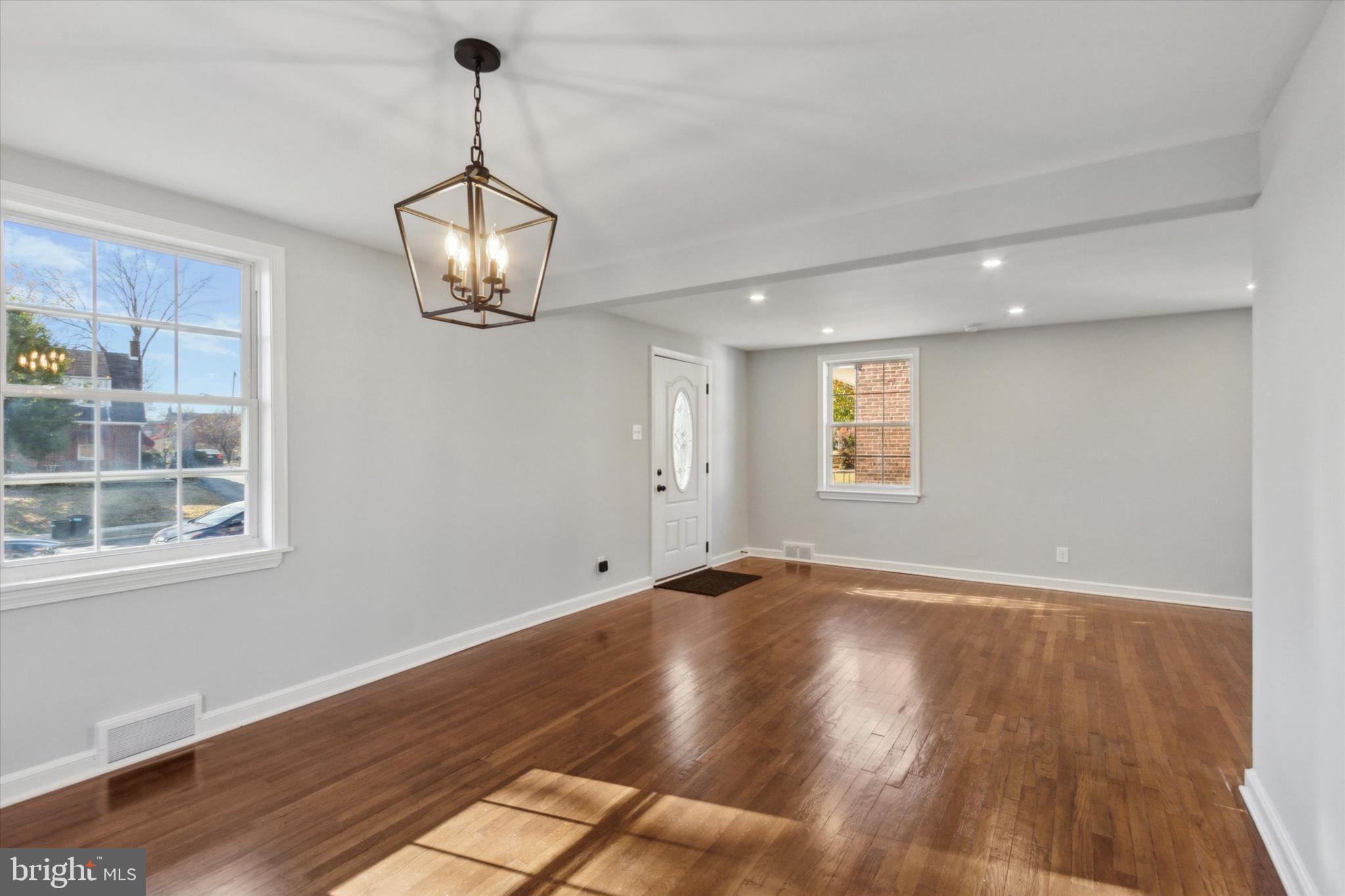 719 Braxton Road Ridley Park, PA 19078 - Photo 9 of 29 Gallery Image 9