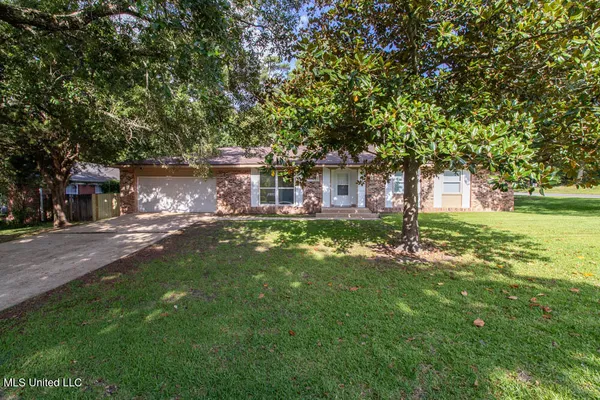 $319,999 | 13128 Hanover Drive, Ocean Springs, MS 39564