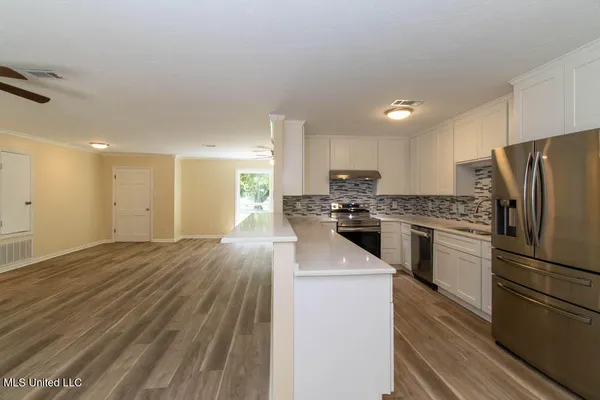 $319,999 | 13128 Hanover Drive, Ocean Springs, MS 39564