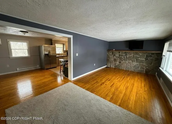 $1,650 | 175 Bollinger Drive, Unit A, Mount Bethel, PA 18343