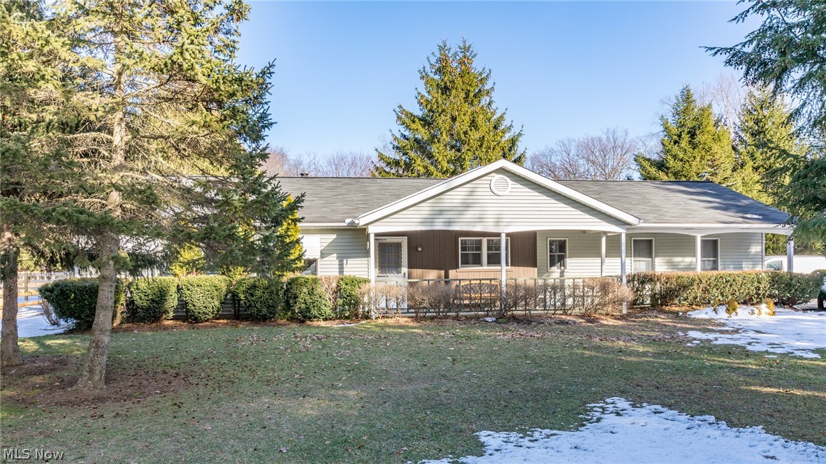 2361 Green Road Madison, OH 44057 - Photo 1 of 24