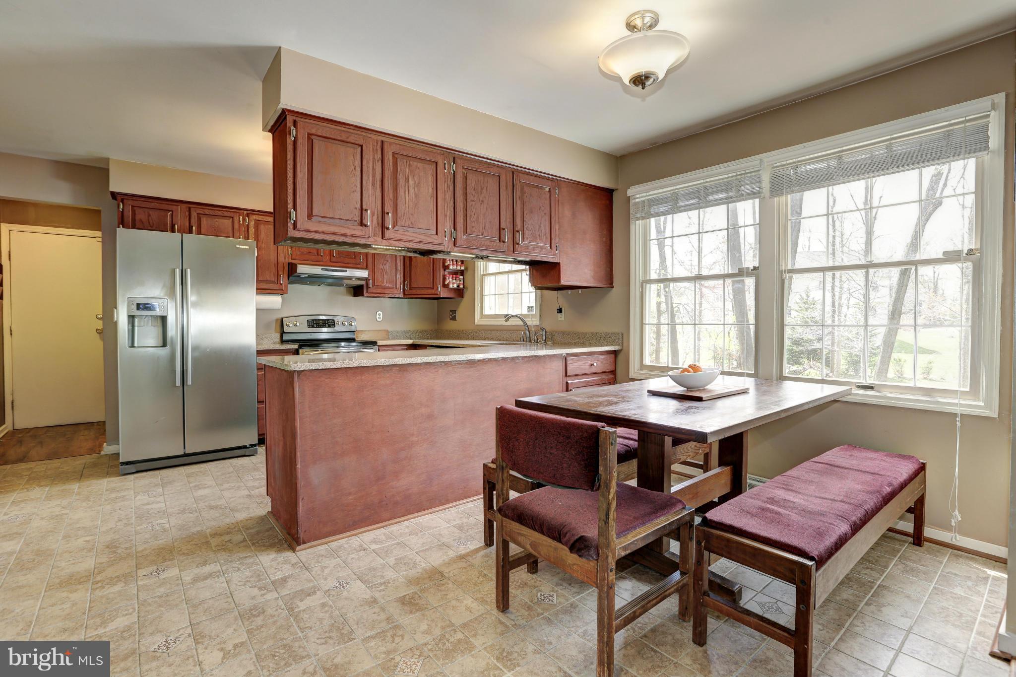 6048 Stevens Forest Road Columbia, MD 21045 - Photo 11 of 30 Kitchen