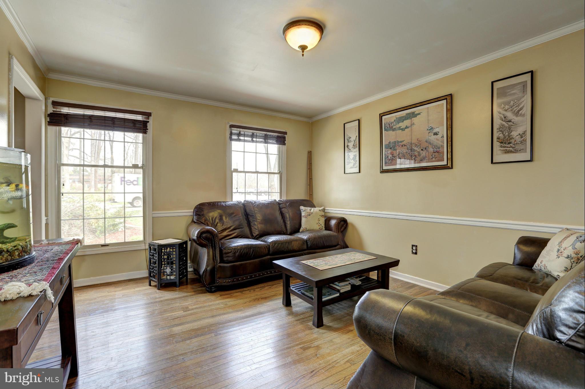 6048 Stevens Forest Road Columbia, MD 21045 - Photo 14 of 30 Living Room