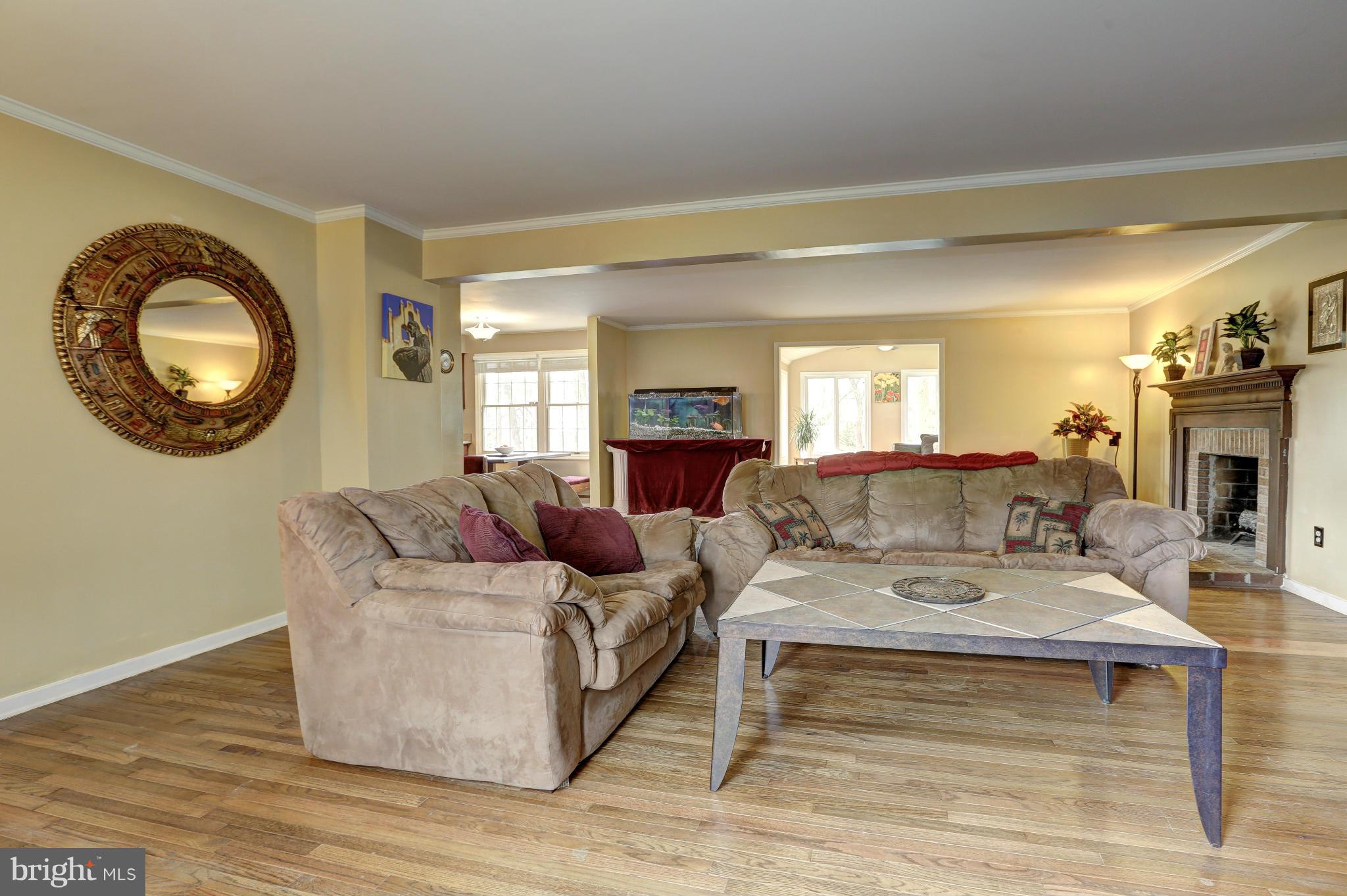 6048 Stevens Forest Road Columbia, MD 21045 - Photo 4 of 30 Family Room