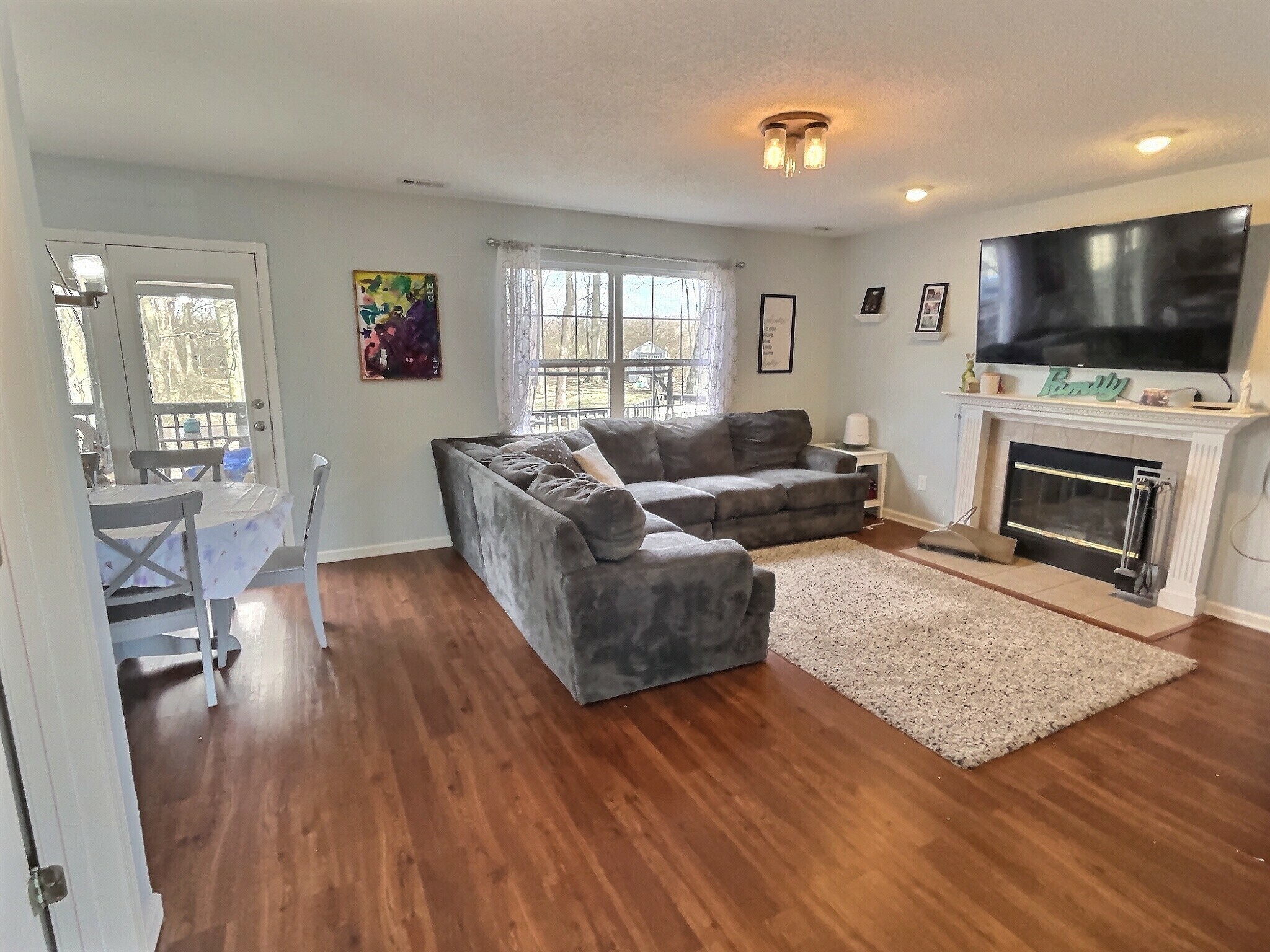 2899 Prairie Stream Way Columbus, IN 47203 - Photo 4 of 18 Gallery Image 4