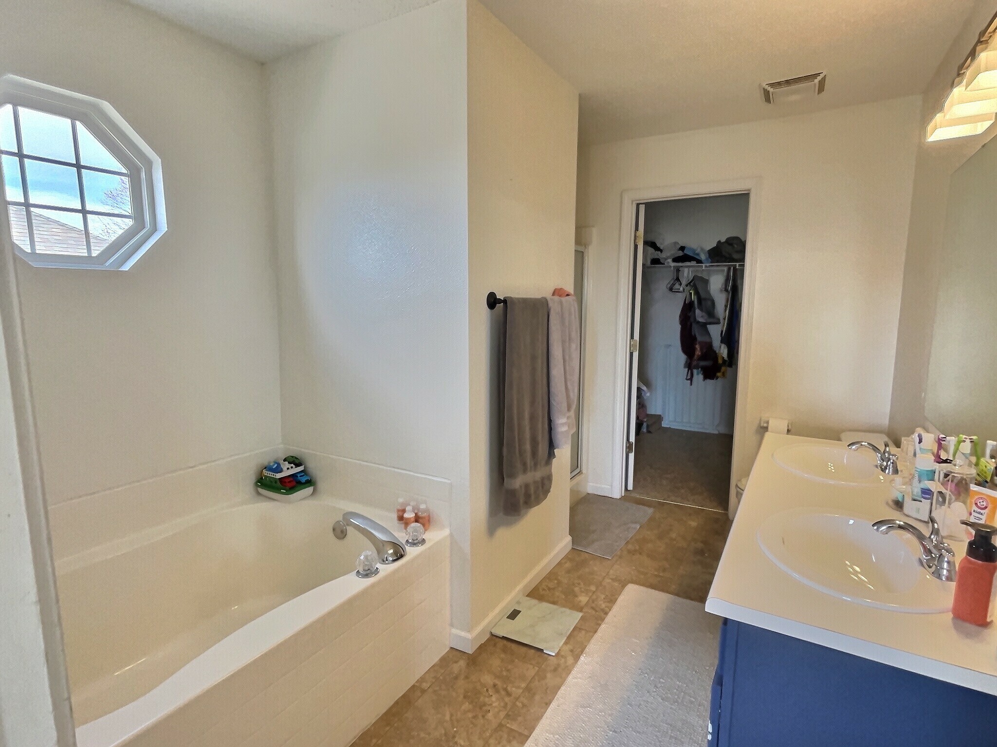 2899 Prairie Stream Way Columbus, IN 47203 - Photo 10 of 18 Gallery Image 10