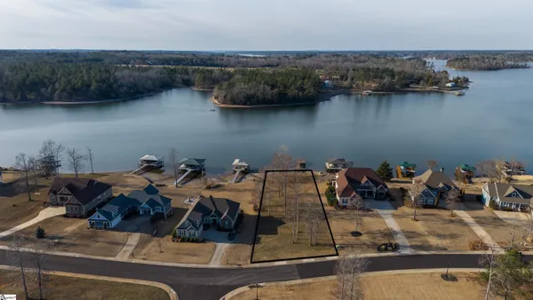 $250,000 | 101 Gardenia Drive, Ninety Six, SC 29666