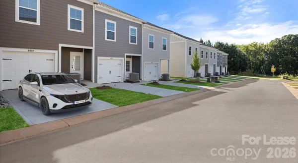 $2,682 | 8620 Steele Creek Road, Unit DOGWOOD, Charlotte, NC 28278