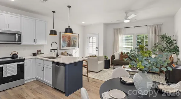 $2,682 | 8620 Steele Creek Road, Unit DOGWOOD, Charlotte, NC 28278