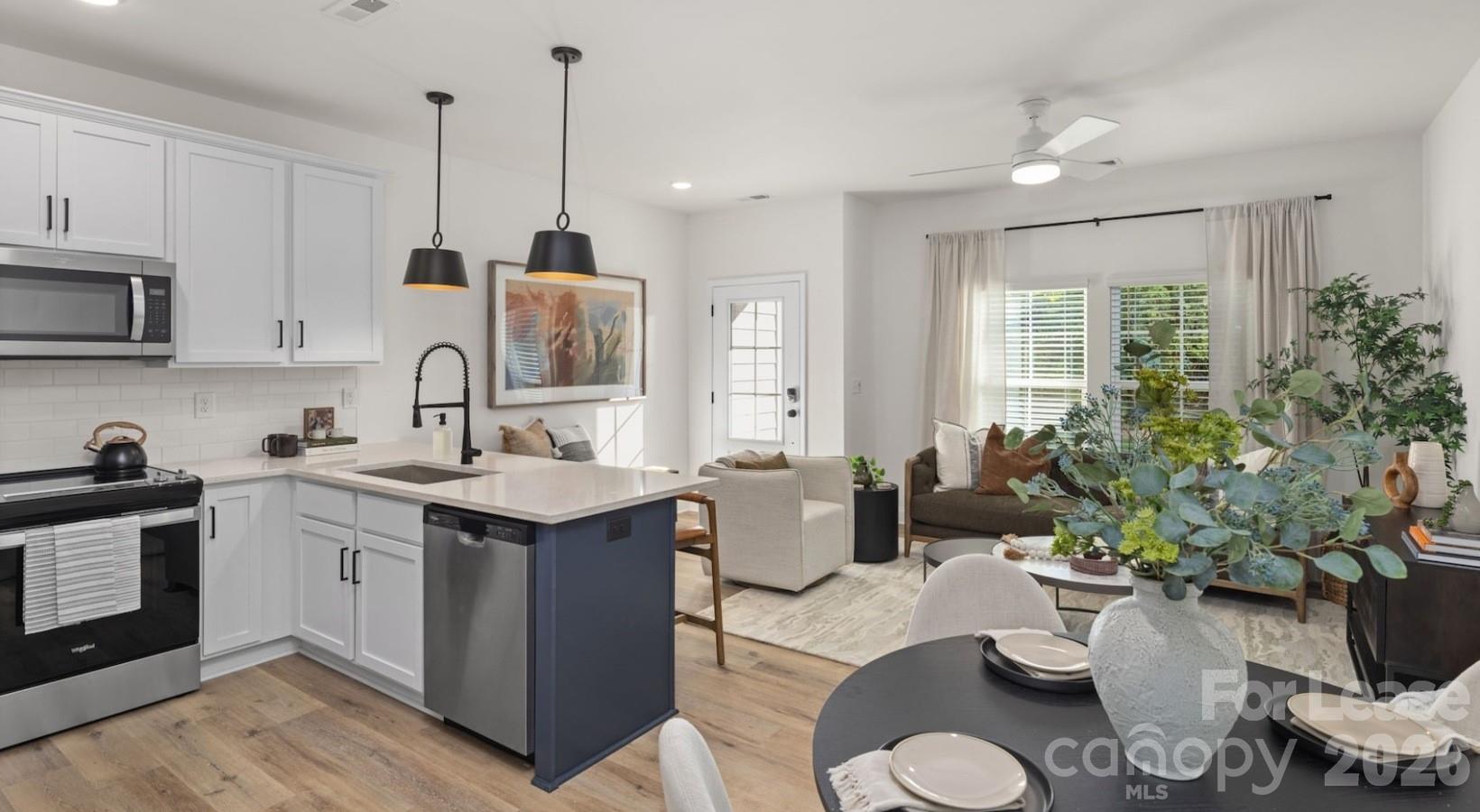 8620 Steele Creek Road, Unit DOGWOOD Charlotte, NC 28278 - Photo 6 of 23