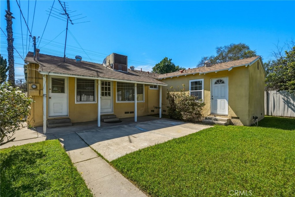 18003 Saticoy Street Reseda, CA 91335 - Photo 21 of 26
