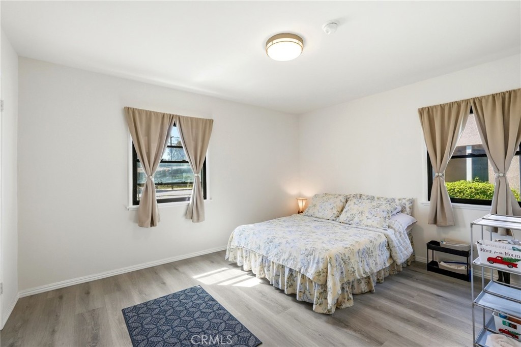 18003 Saticoy Street Reseda, CA 91335 - Photo 8 of 26 Bedroom #1