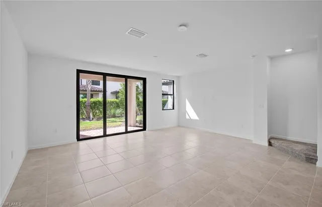 $269,990 | 1648 Lake Jessup Circle, Cape Coral, FL 33909