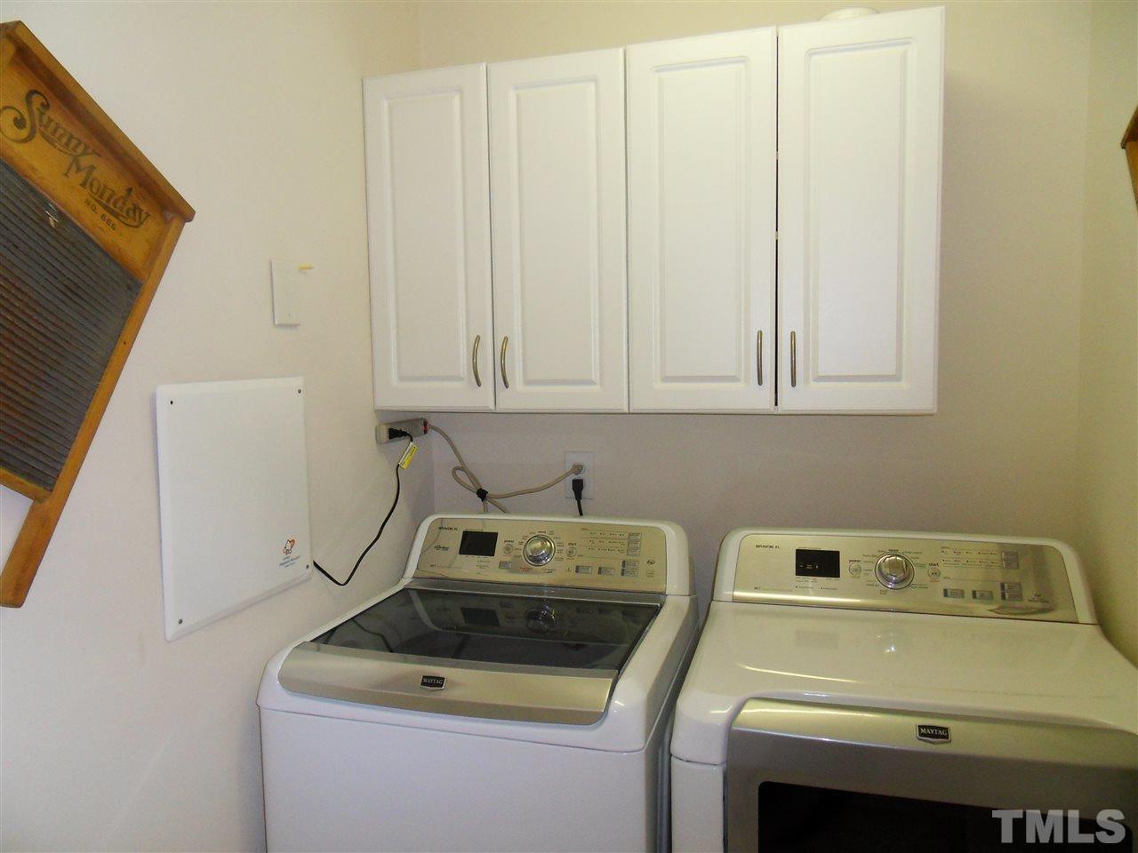 5327 Griffith Park Road Raleigh, NC 27613 - Photo 9 of 25 a utility room with dryer and washer