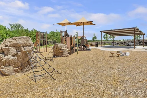$580,780 | 214 Landon Trail, Fate, TX 75189