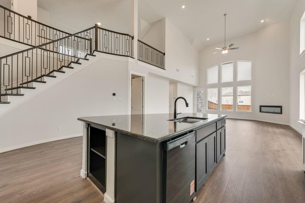 214 Landon Trail Fate, TX 75189 - Photo 8 of 36