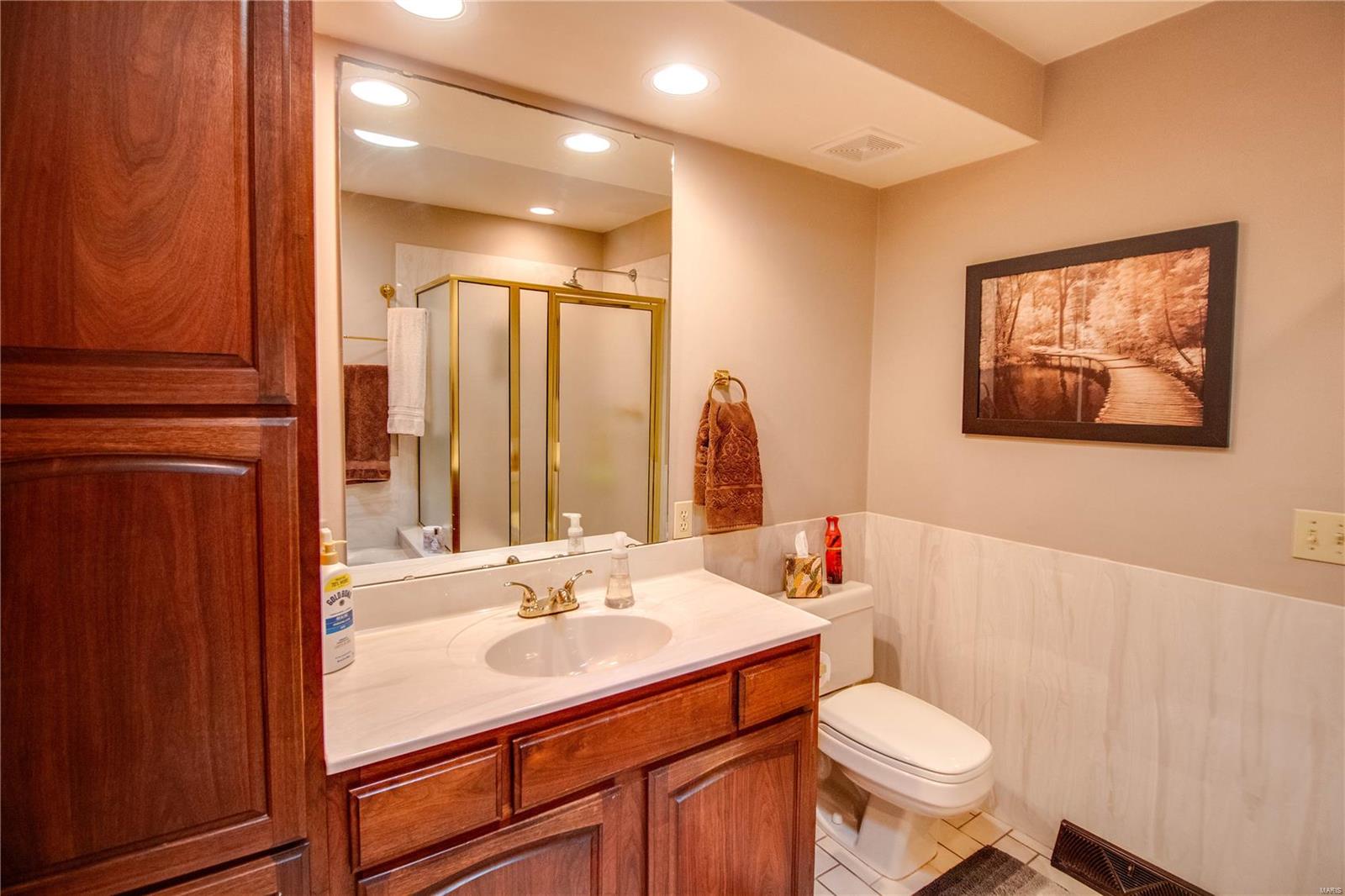 3315 Humbert Road Alton, IL 62002 - Photo 25 of 45 Gallery Image 25