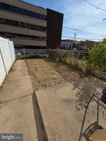 $1,700 | 1116 North Walnut Street, Wilmington, DE 19801