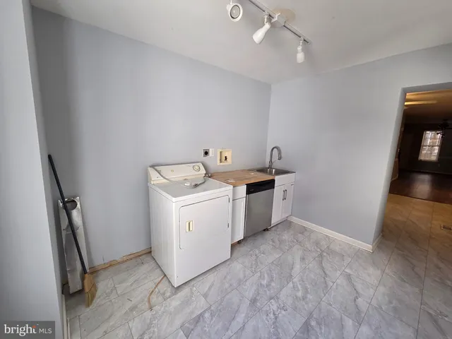 $1,700 | 1116 North Walnut Street, Wilmington, DE 19801