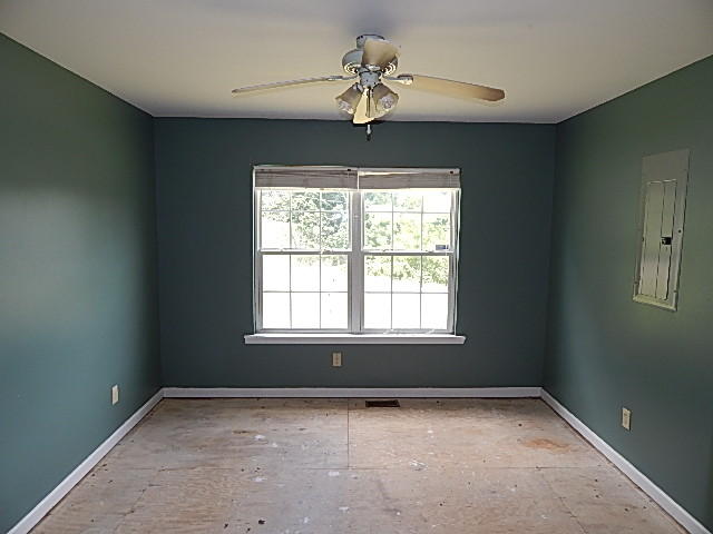 812 Coolidge Road La Follette, TN 37766 - Photo 9 of 11 Bedroom-1
