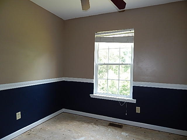 812 Coolidge Road La Follette, TN 37766 - Photo 10 of 11 Bedroom-2