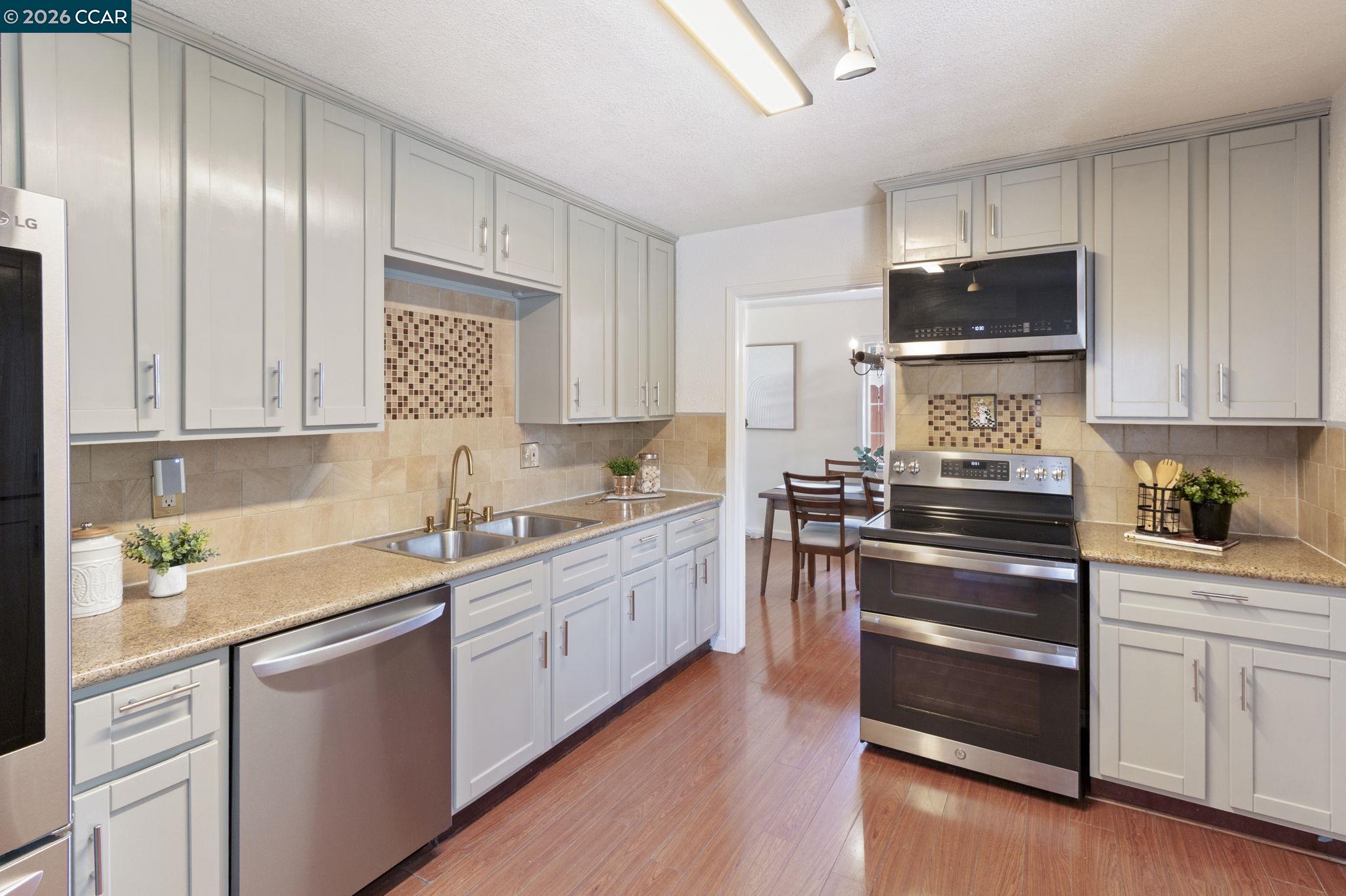 3131 Cowell Road Concord, CA 94518 - Photo 13 of 30