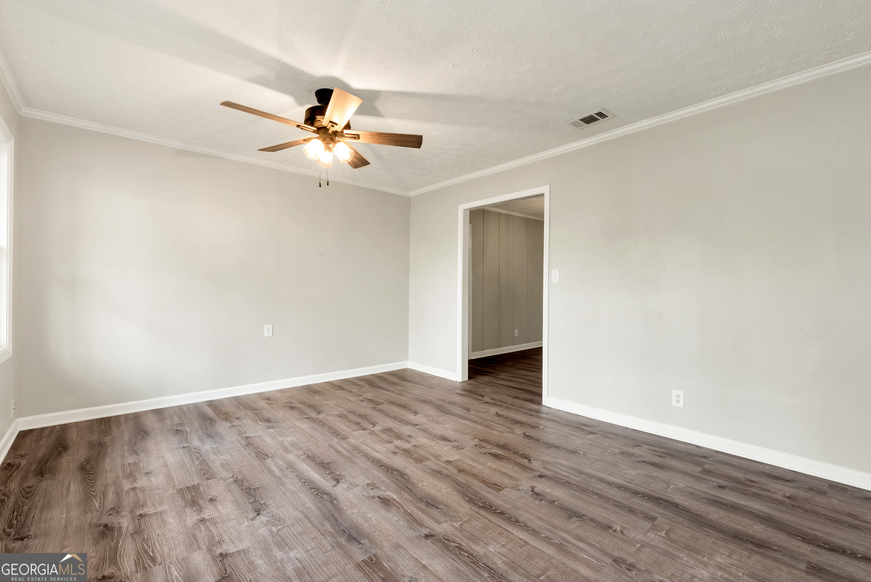 726 Peachtree Road Jefferson, GA 30549 - Photo 4 of 46