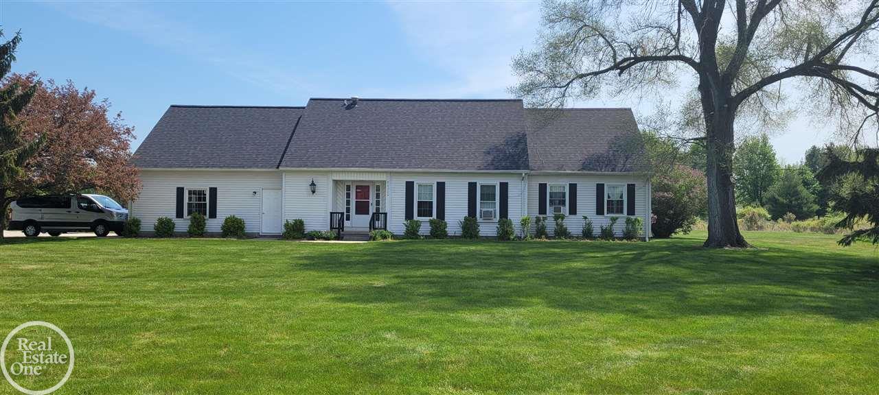 80200 Capac Road Armada, MI 48005 - Photo 1 of 18 50058656.JPG