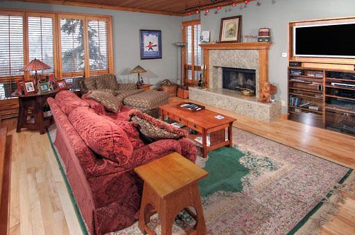 950 Red Sandstone Road, Unit 7 Vail, CO 81657 - Photo 1 of 11 Primary Photo