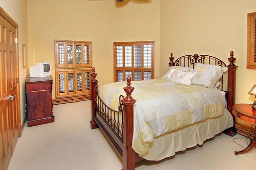 950 Red Sandstone Road, Unit 7 Vail, CO 81657 - Photo 8 of 11 Additional Photo