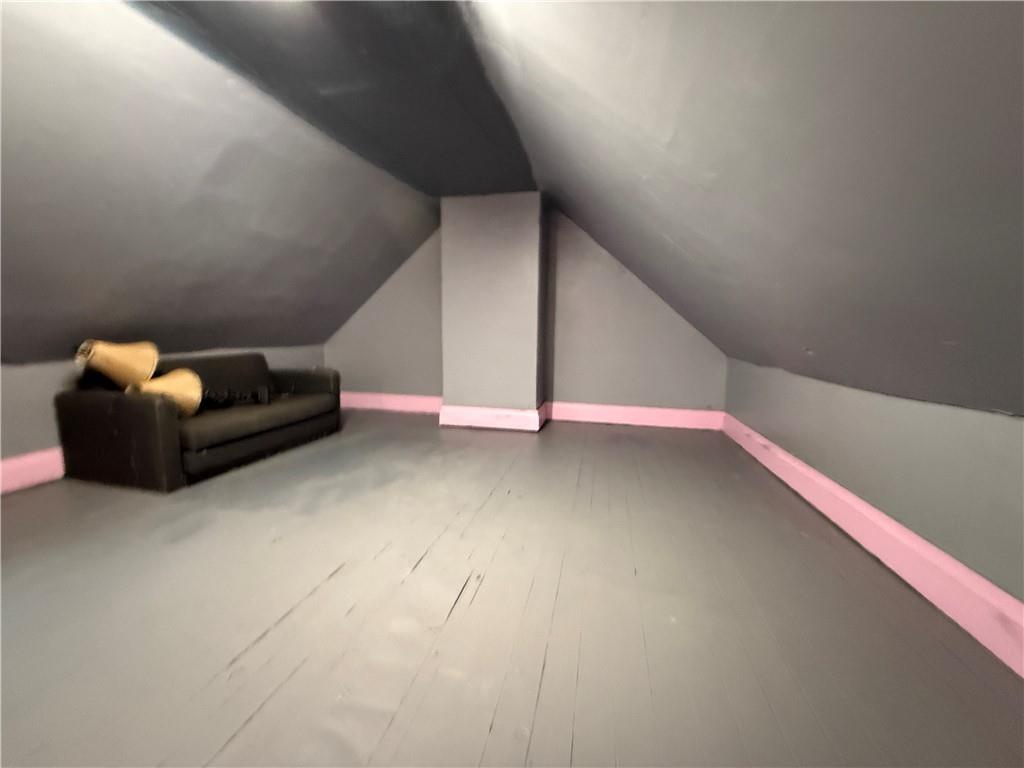 14 Shank Street Pittsburgh, PA 15212 - Photo 18 of 30 a view of entryway and hall