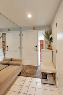 $450,000 | 654 Picardy Circle, Northbrook, IL 60062