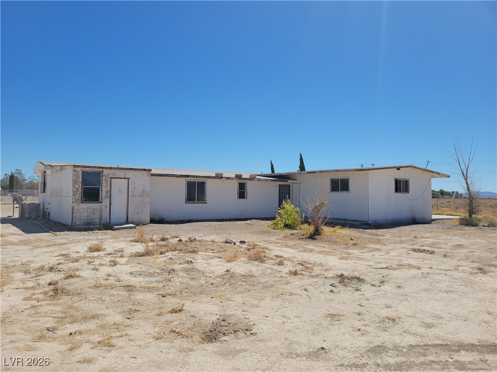 7950 South Wildhorse Road Pahrump, NV 89061 - Photo 7 of 28 Back of house