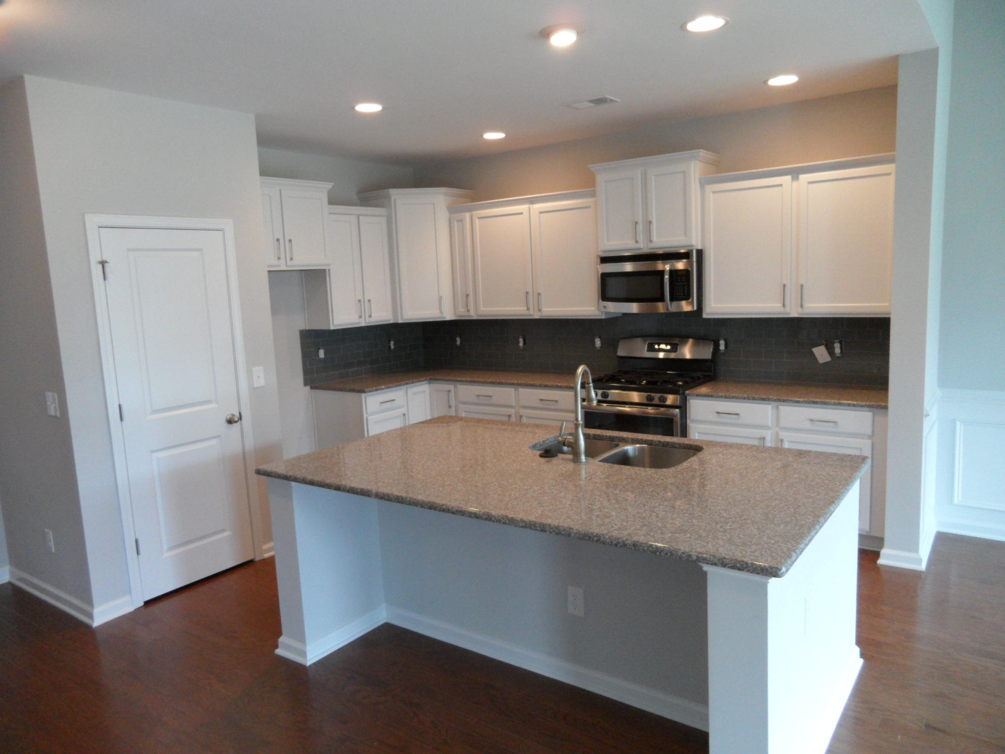 1205 Raven Road Hanahan, SC 29410 - Photo 17 of 42 Willow Oak-A (Pine Forest_Lot 20)_Kitche
