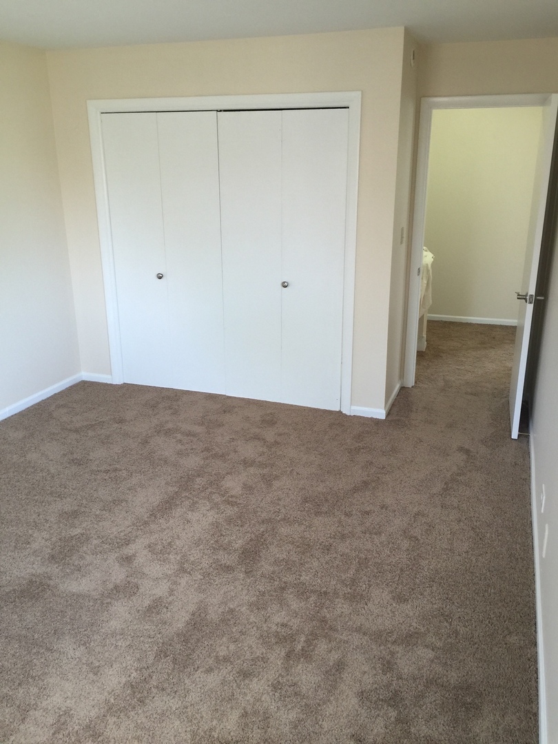 8010 West Lyons Street, Unit B Niles, IL 60714 - Photo 11 of 19 a view of an empty room