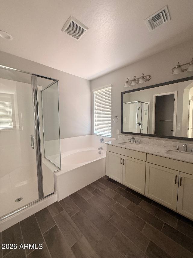 3439 West Oil Well Road San Tan Valley, AZ 85144 - Photo 8 of 16 Primary Bathroom