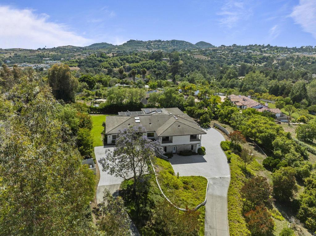19 Gateview Drive Fallbrook, CA 92028 - Photo 73 of 79 19 Gateview Dr, Fallbrook, Luxury Home, Single-Level Main Floor Living, Attached ADU, Guard-Gated