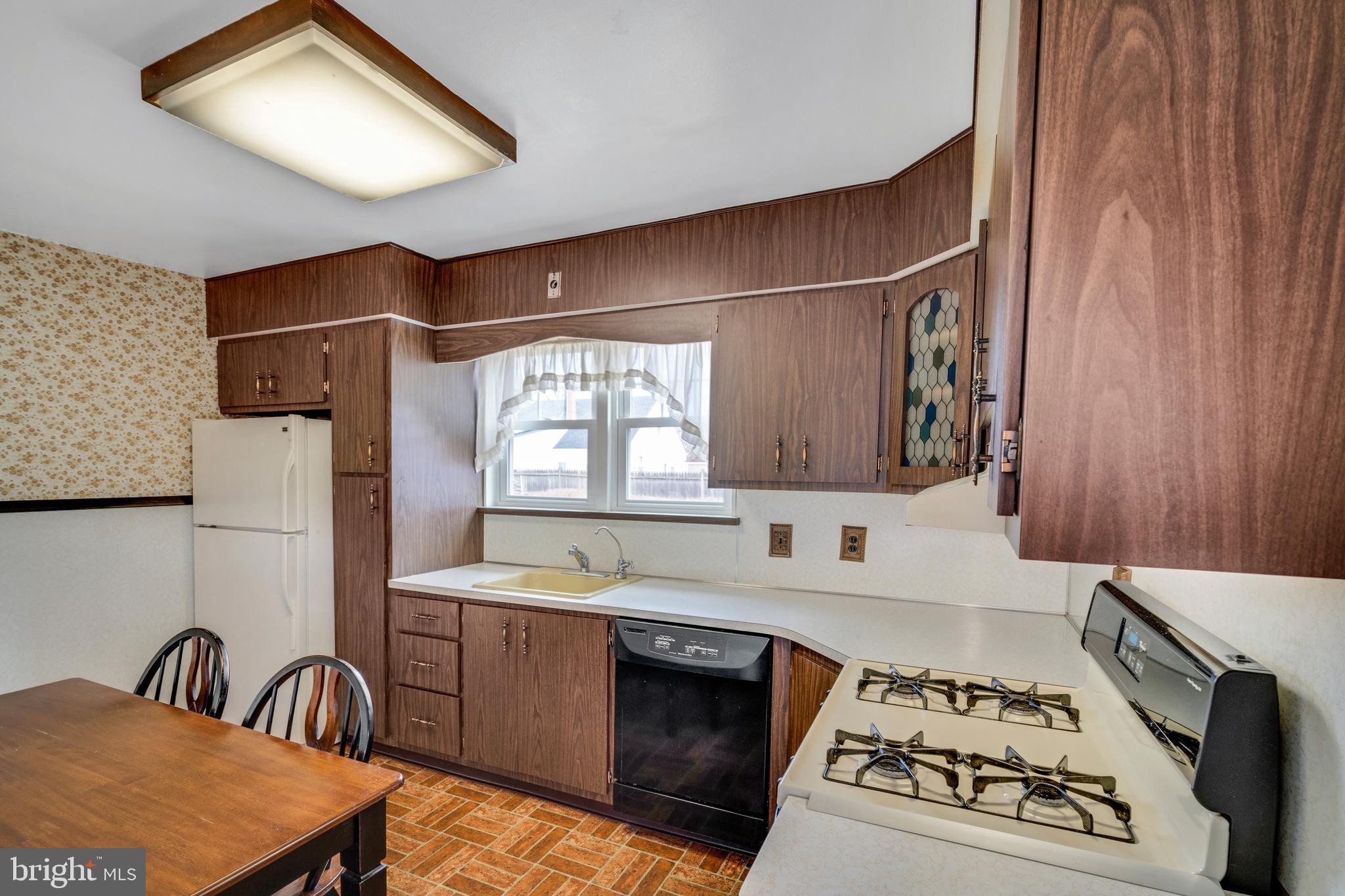 212 Walnut Street Delanco, NJ 08075 - Photo 9 of 30