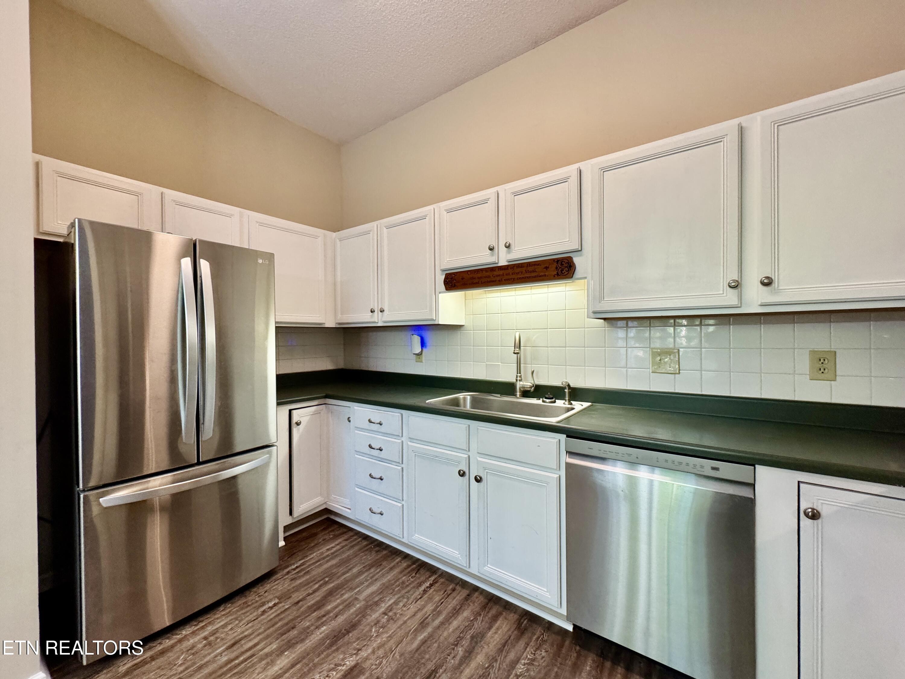 3319 Laurel View Road Knoxville, TN 37917 - Photo 18 of 36 20