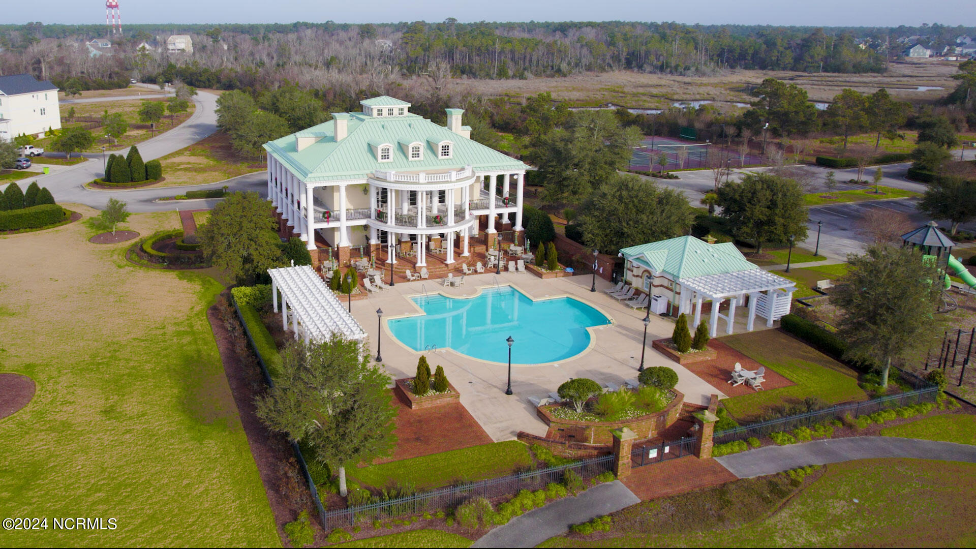 209 Colleton Square Newport, NC 28570 - Photo 31 of 33 Community Clubhouse and Pool