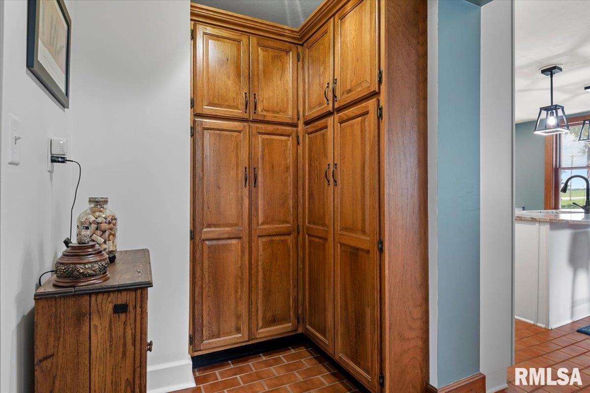 4502 Gaule Road Springfield, IL 62712 - Photo 48 of 86