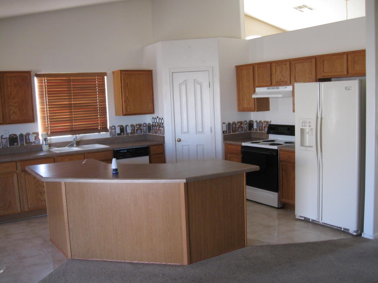3546 East Murrieta Road Gilbert, AZ 85297 - Photo 3 of 5 3