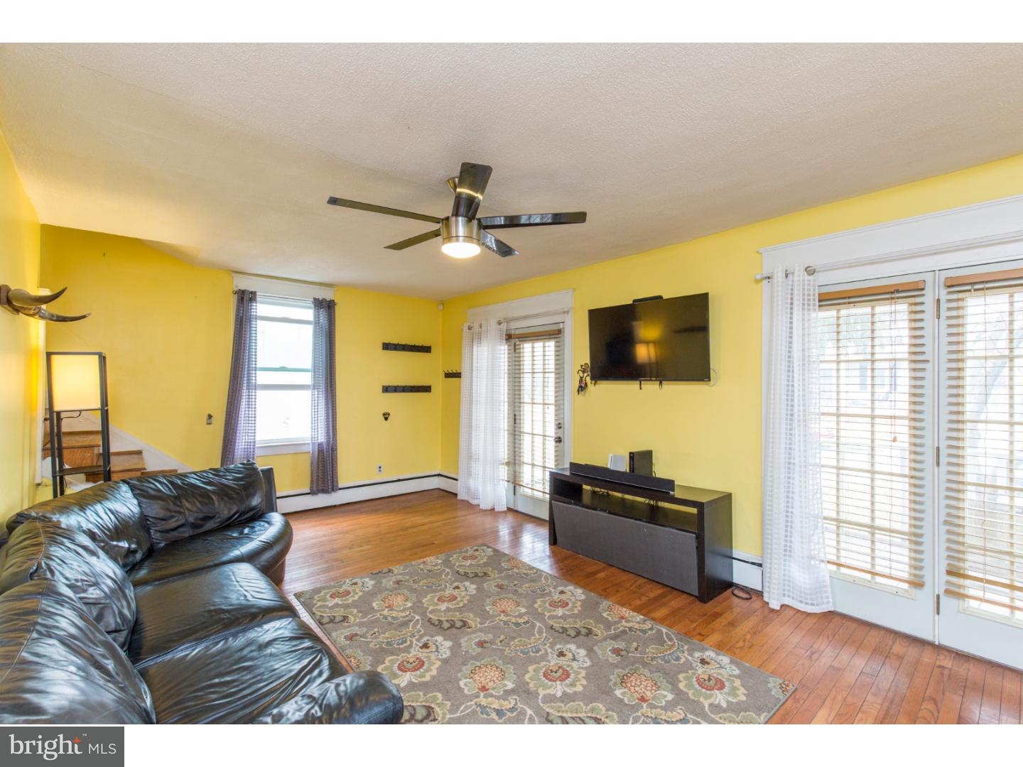 9 West Avon Road Brookhaven, PA 19015 - Photo 5 of 23 Gallery Image 5