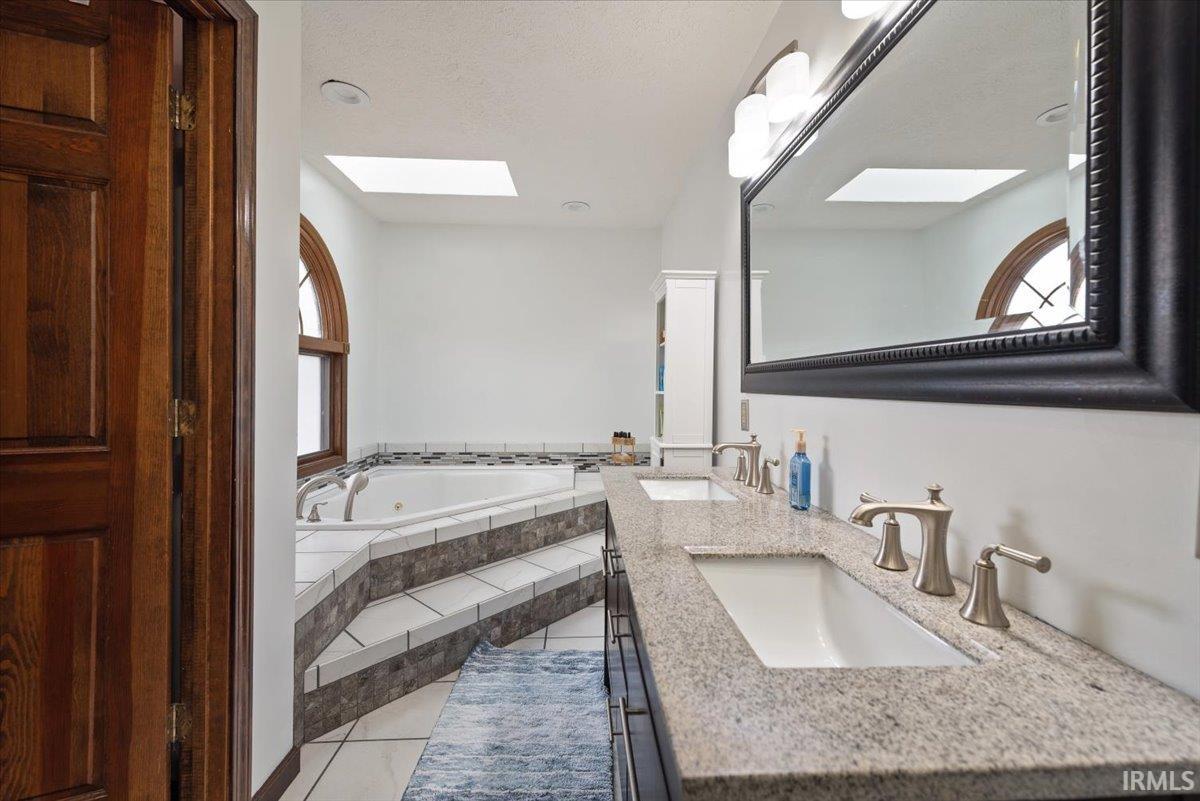 4365 North Maple Grove Road Bloomington, IN 47404 - Photo 13 of 36