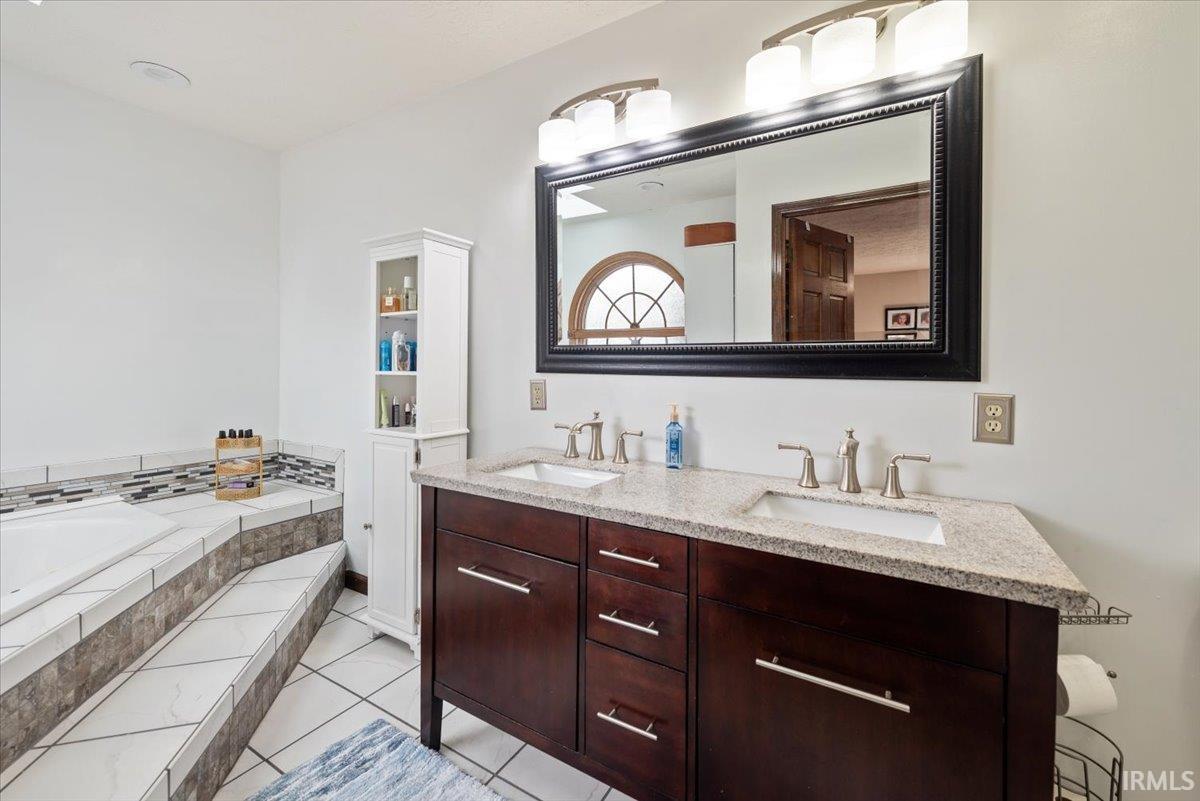 4365 North Maple Grove Road Bloomington, IN 47404 - Photo 14 of 36