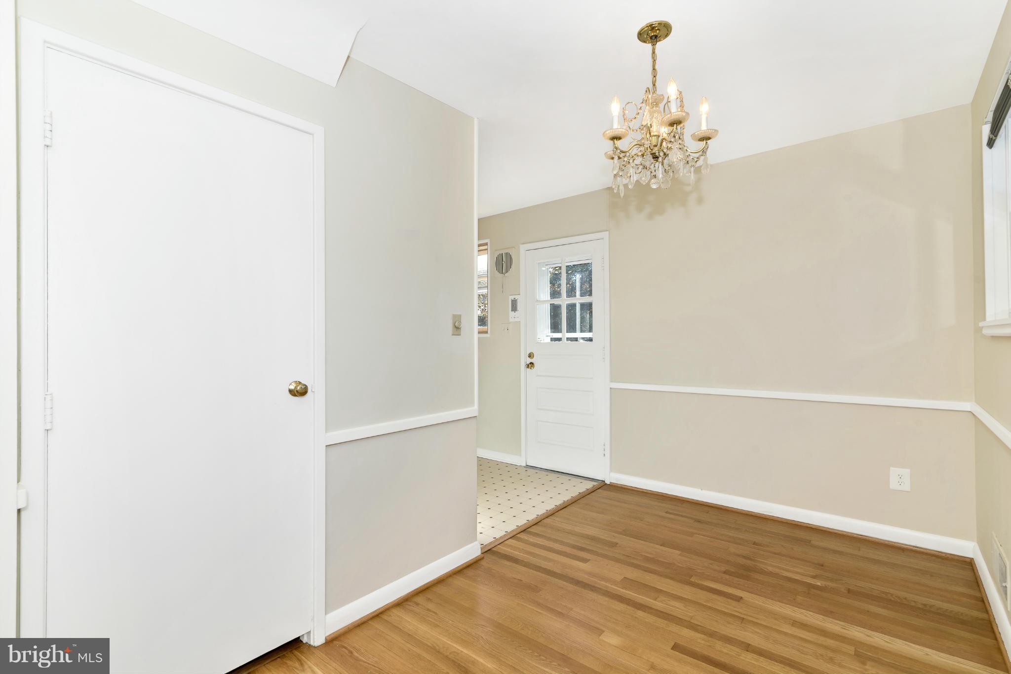 3922 Havard Street Silver Spring, MD 20906 - Photo 4 of 28 Dining Room