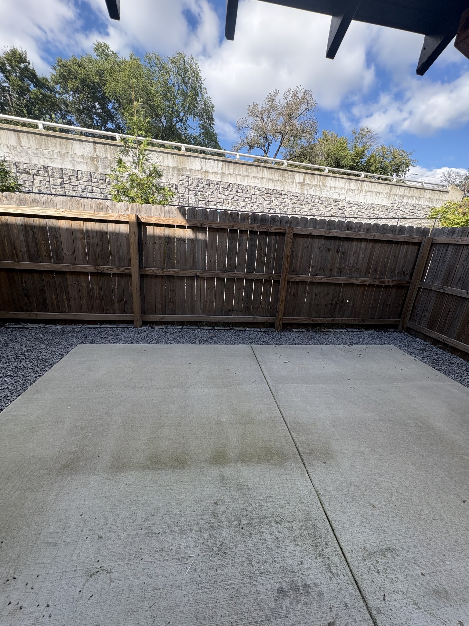 609 Wallace Road Nashville, TN 37211 - Photo 23 of 38 an outdoor view with patio