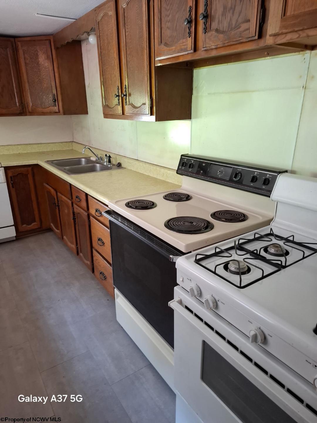 8248 Alton Ridge Road French Creek, WV 26218 - Photo 14 of 26 Gallery Image 14