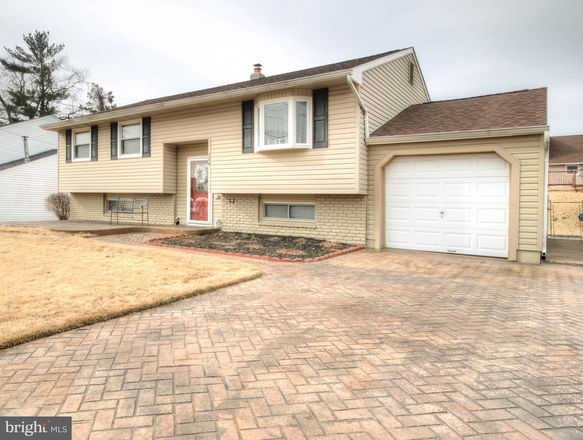 304 Peach Road Bellmawr, NJ 08031 - Photo 2 of 28 Stamped concrete driveway and porch