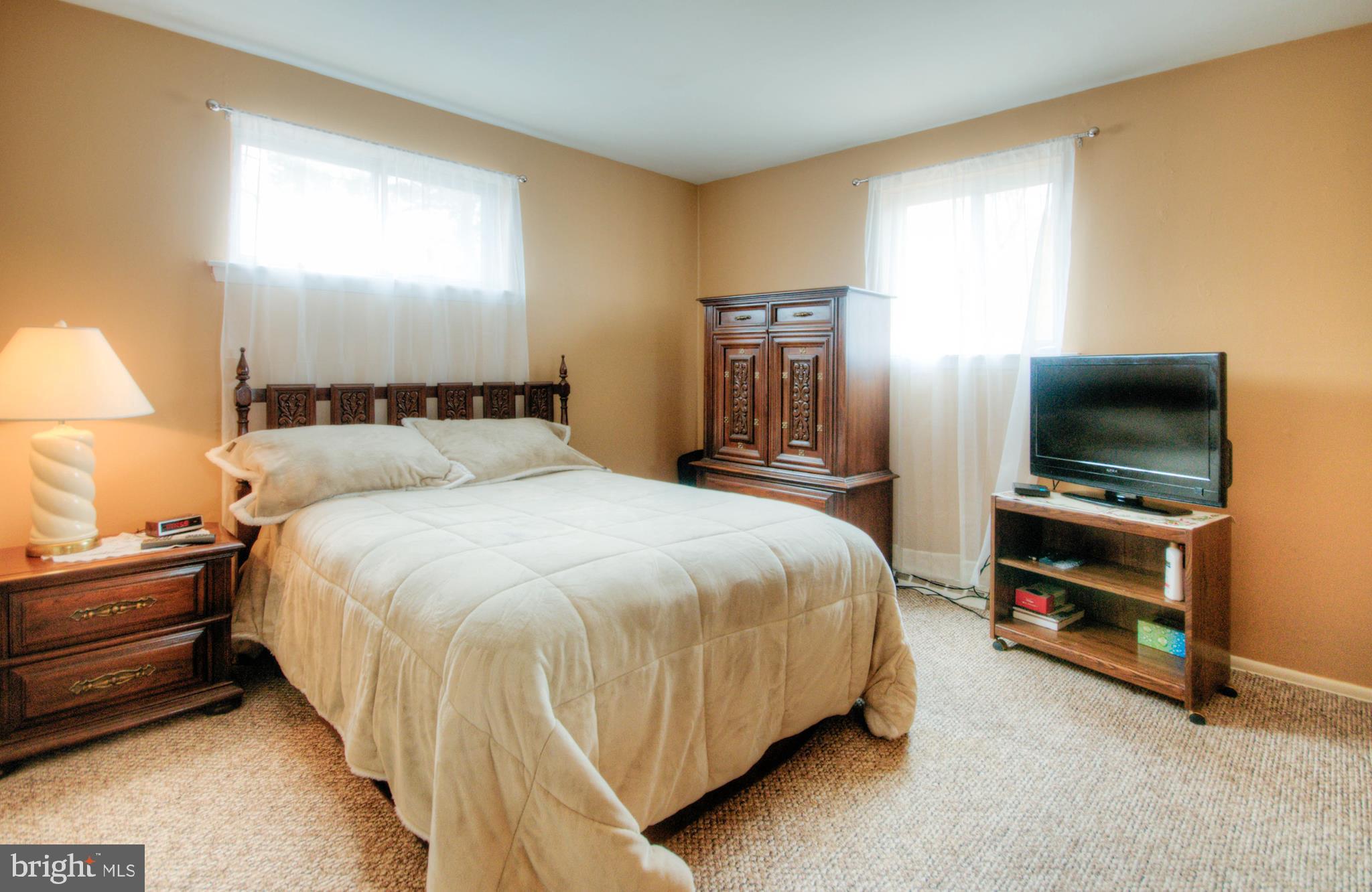 304 Peach Road Bellmawr, NJ 08031 - Photo 15 of 28 Spacious bedrooms